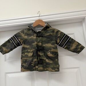 Old navy boys rain  jacket size 18-24 months